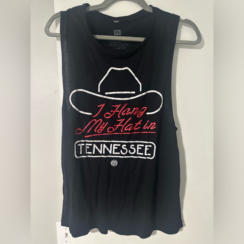 “Hang my hat in Tennessee” tank. Size XL